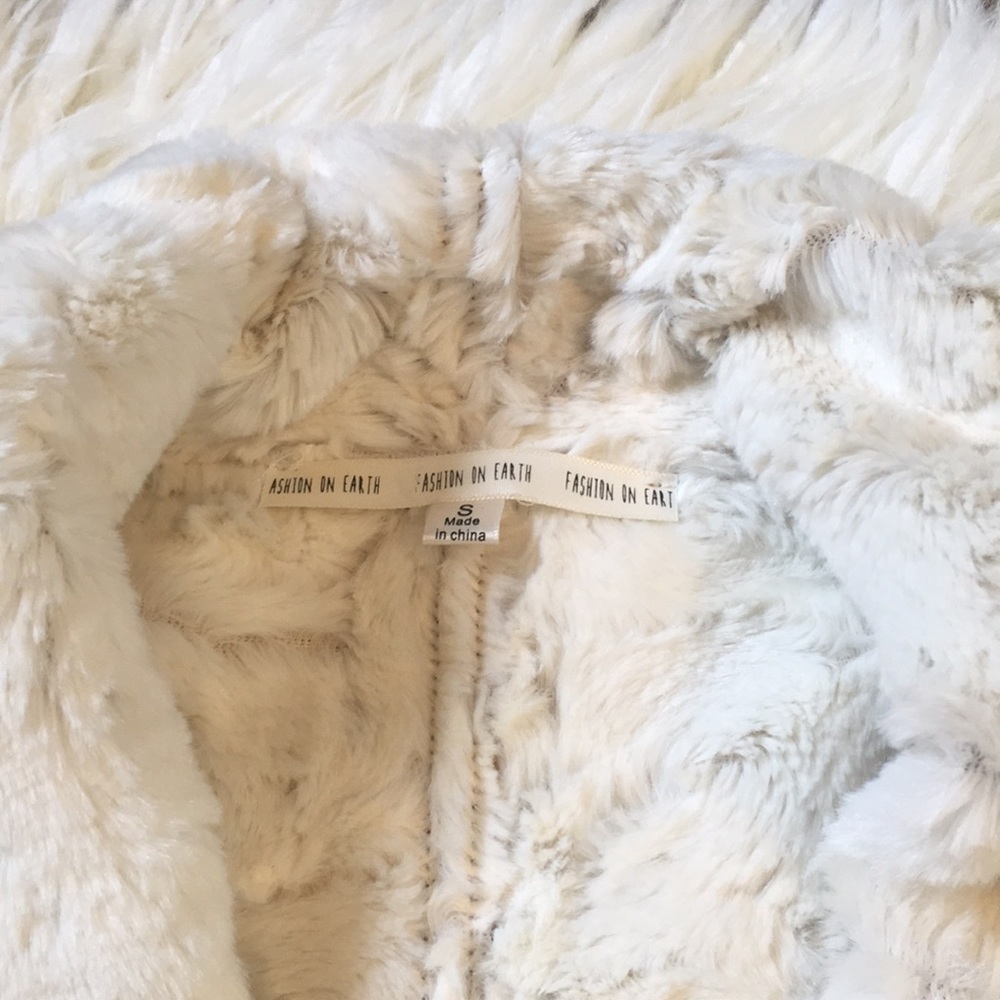 Shearling Vest - Picture 2 of 7